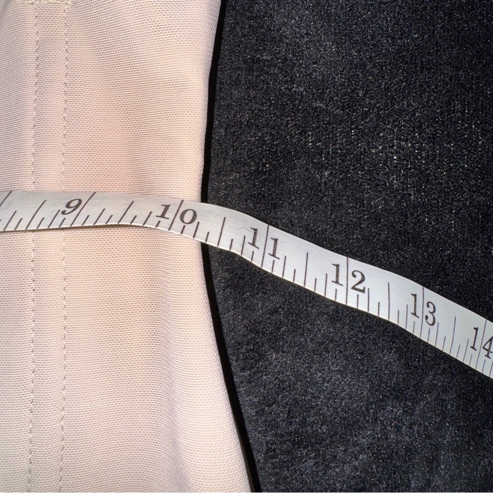 Beige Full-Body Faja Shapewear Bodysuit with Lace Trim - Picture 4 of 9